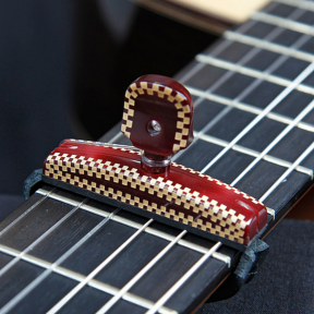 Cejilla artesana de Galalith