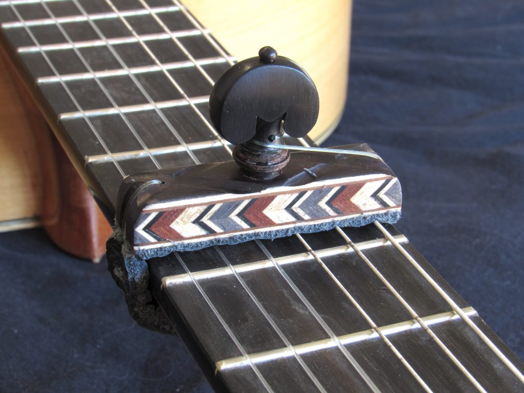 Cejilla artesana con Taracea