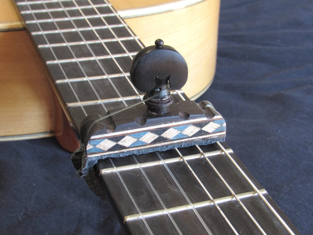 Cejilla artesana con Taracea