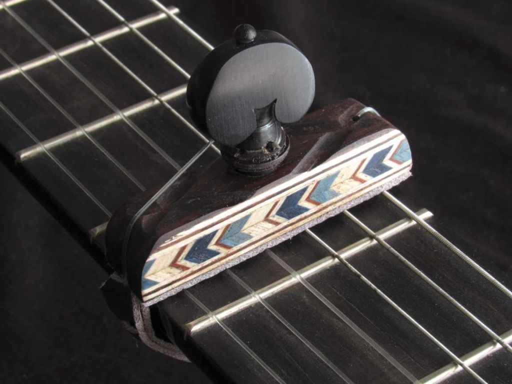 Cejilla flamenca con taracea