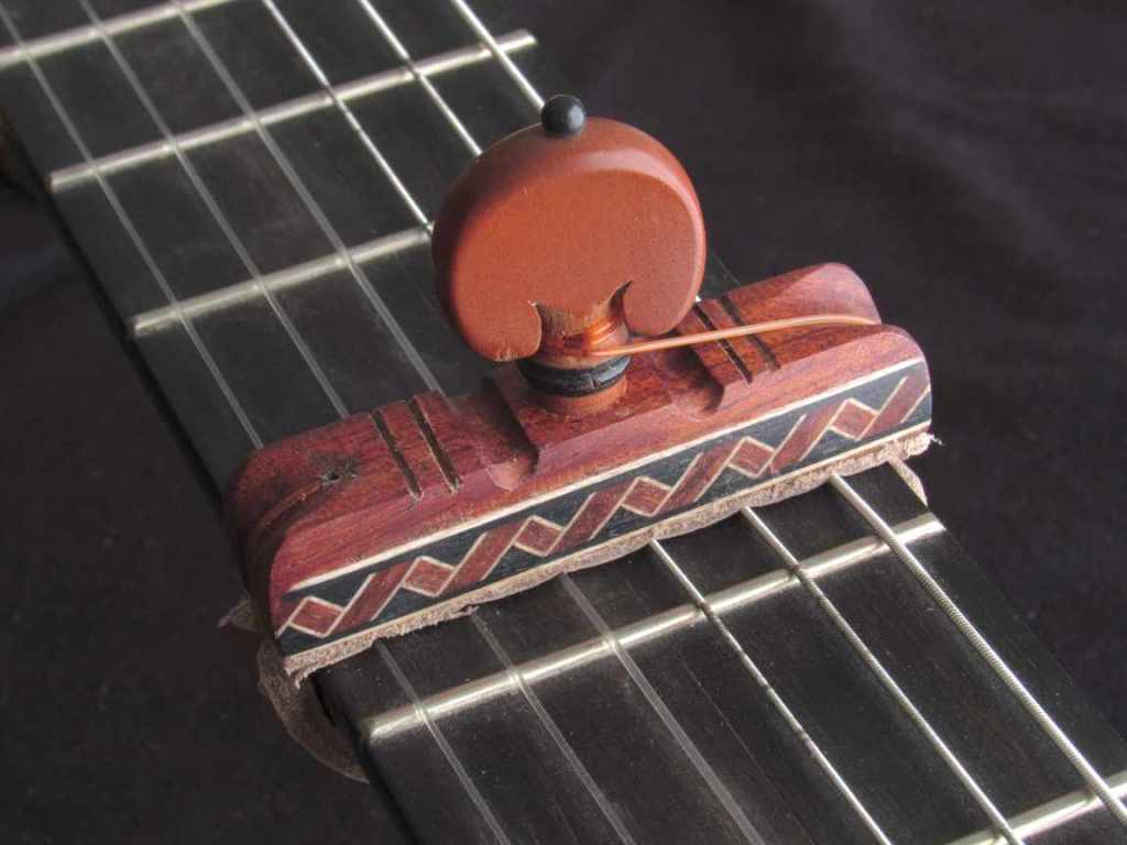 Cejilla de madera flamenca