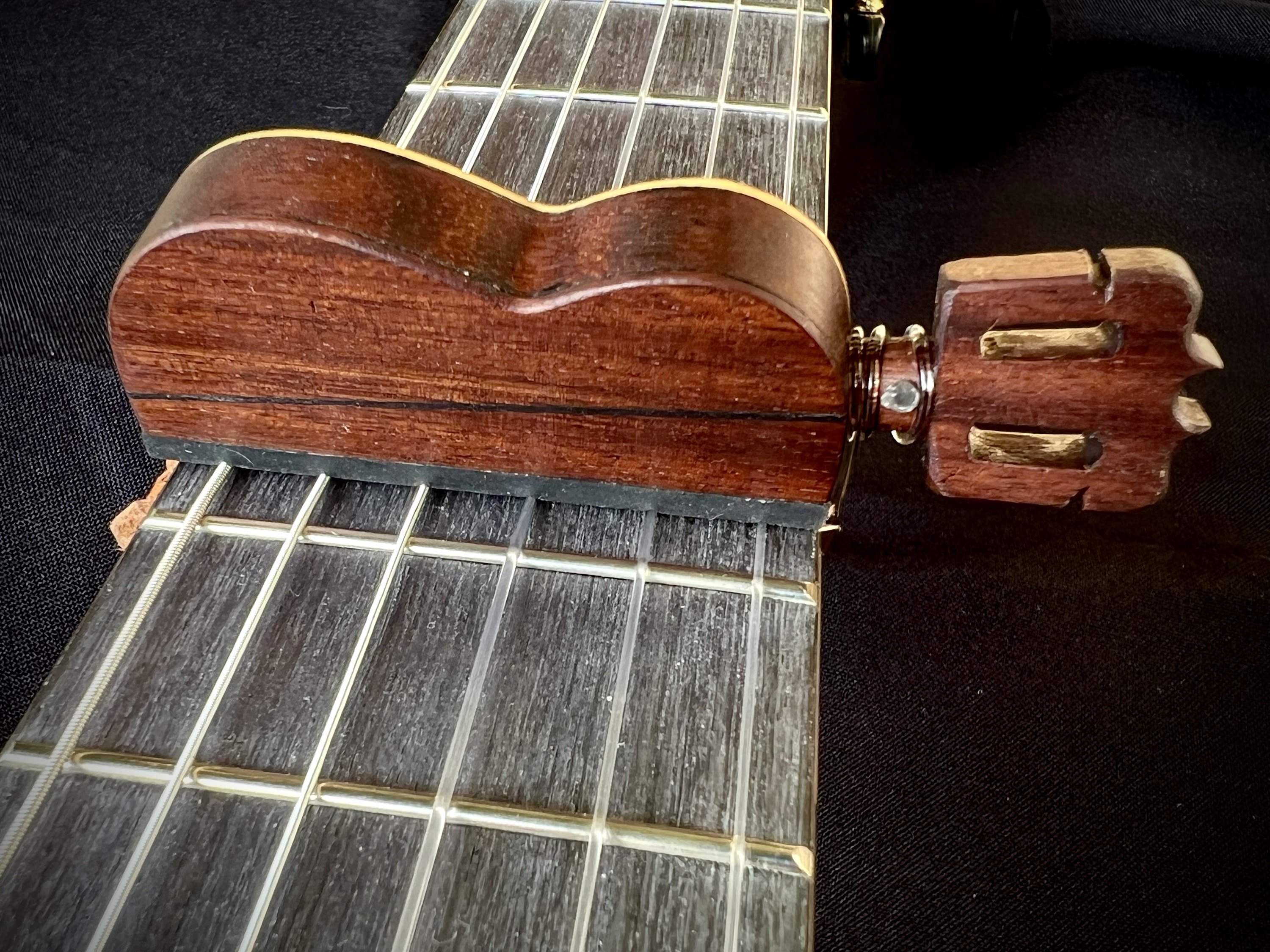 Cejilla flamenca handmade flamenco guitar - Image 2